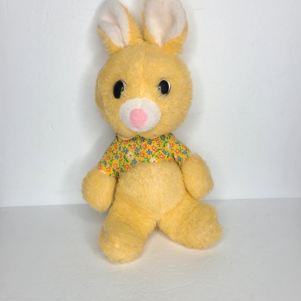 Vintage 1975 Animal Fair Yellow Bunny Teddy Plush‎ USA Rare